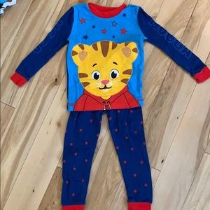 Daniel Tiger Toddler Pajama Set